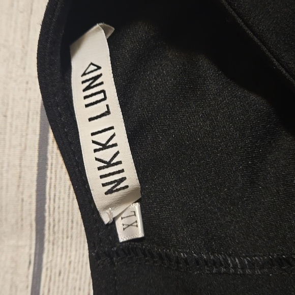 Nikki Lund Women's Alexandra Tie Waist Jumpsuit Black Size XL NWOT - Picture 8 of 10